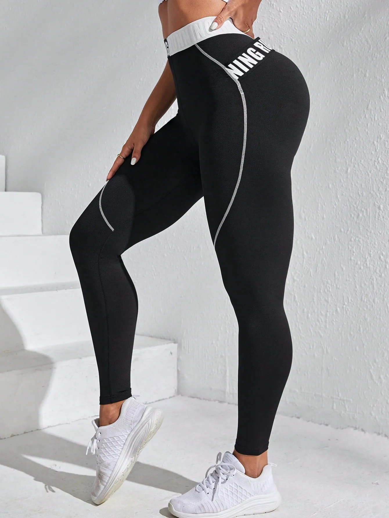 Black Contrast Letter Tape Waist Contrast Piping Sports Leggings