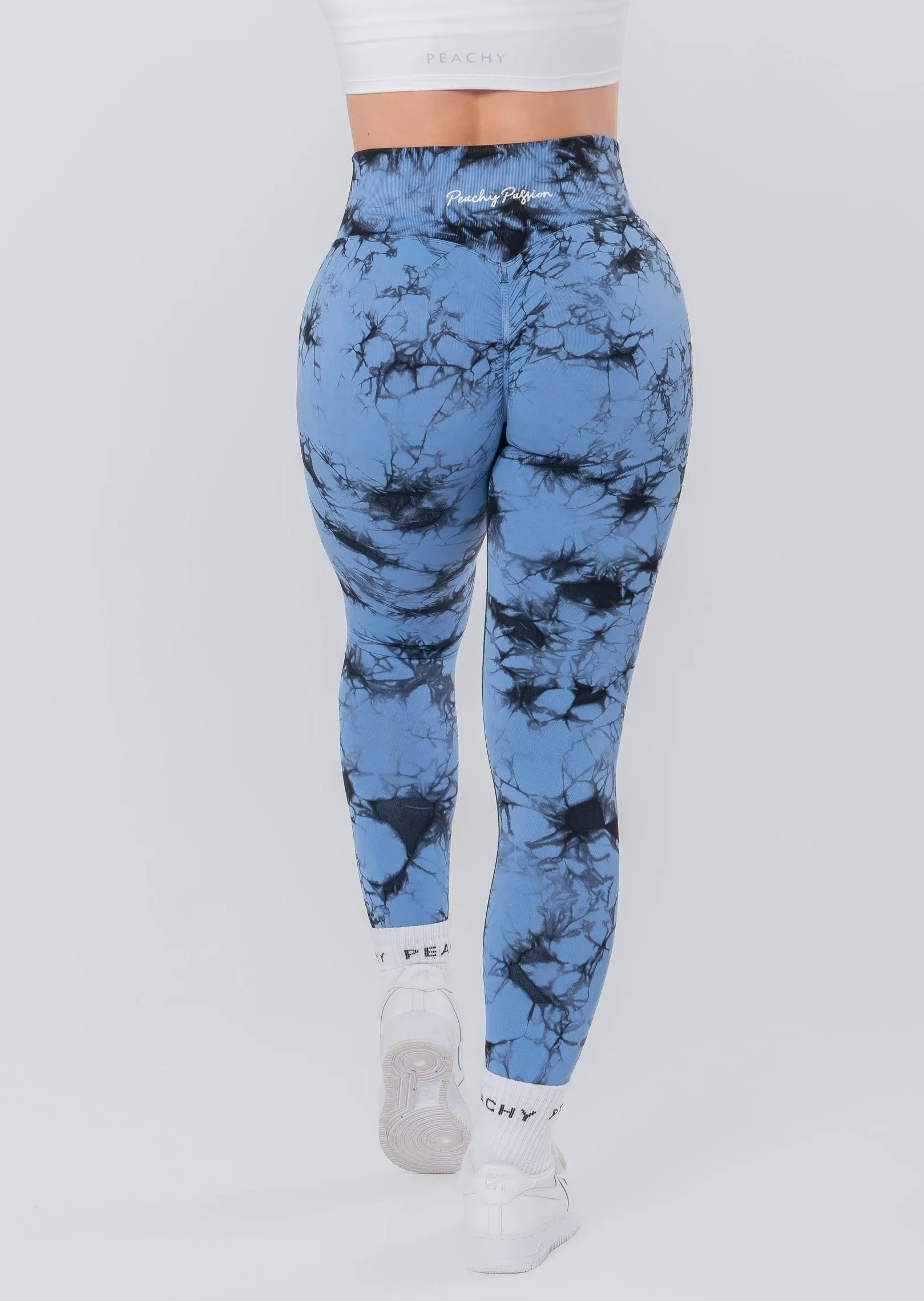 GALAXY Scrunch Leggings