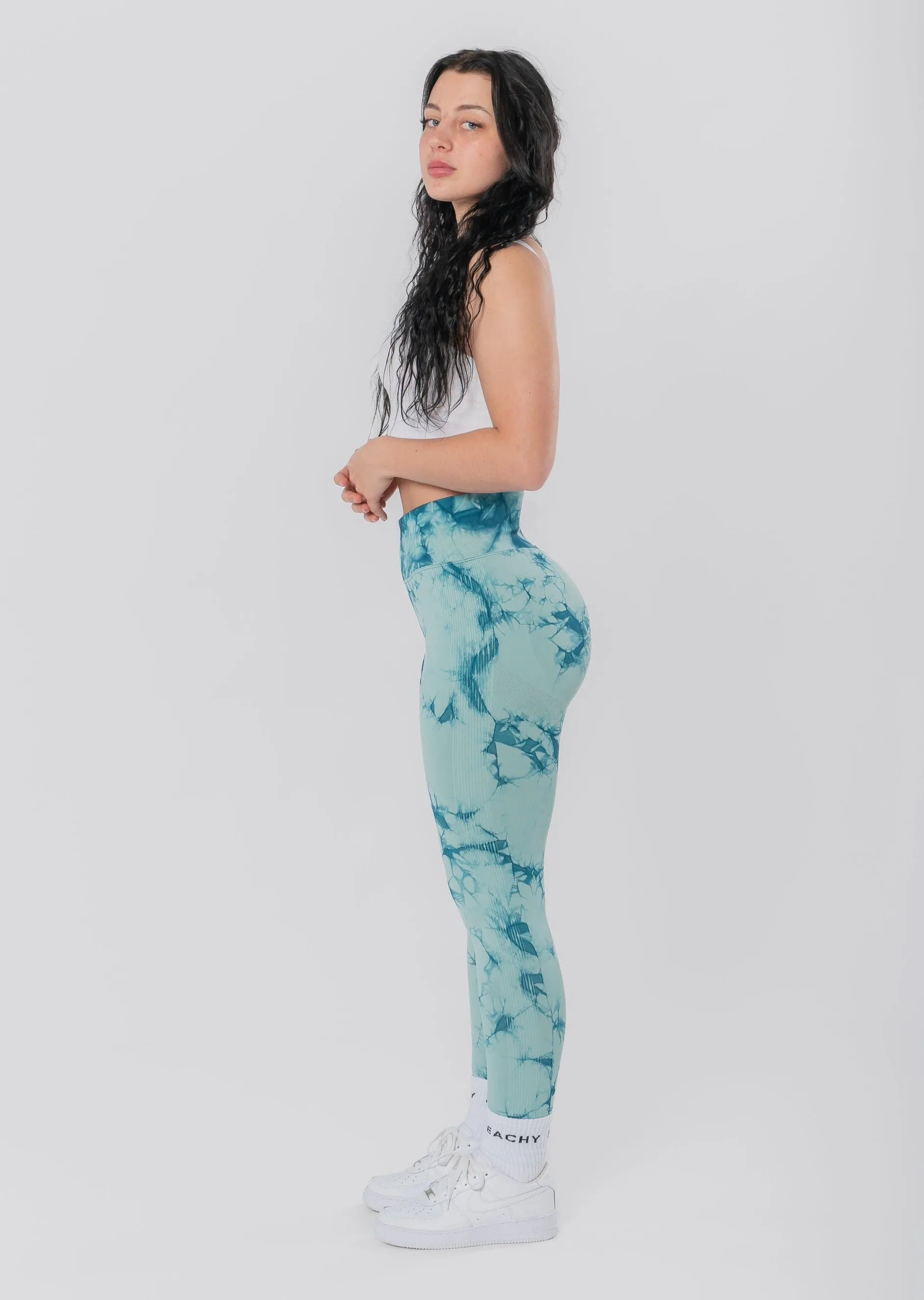 GALAXY Scrunch Leggings