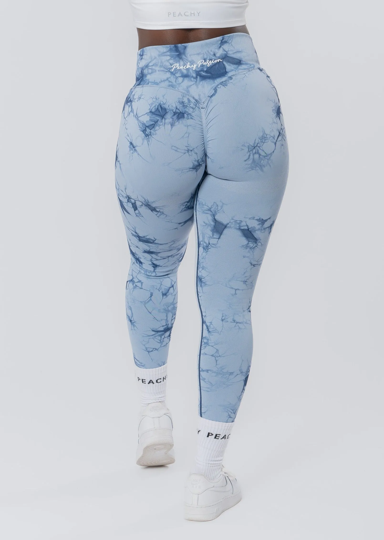 GALAXY Scrunch Leggings