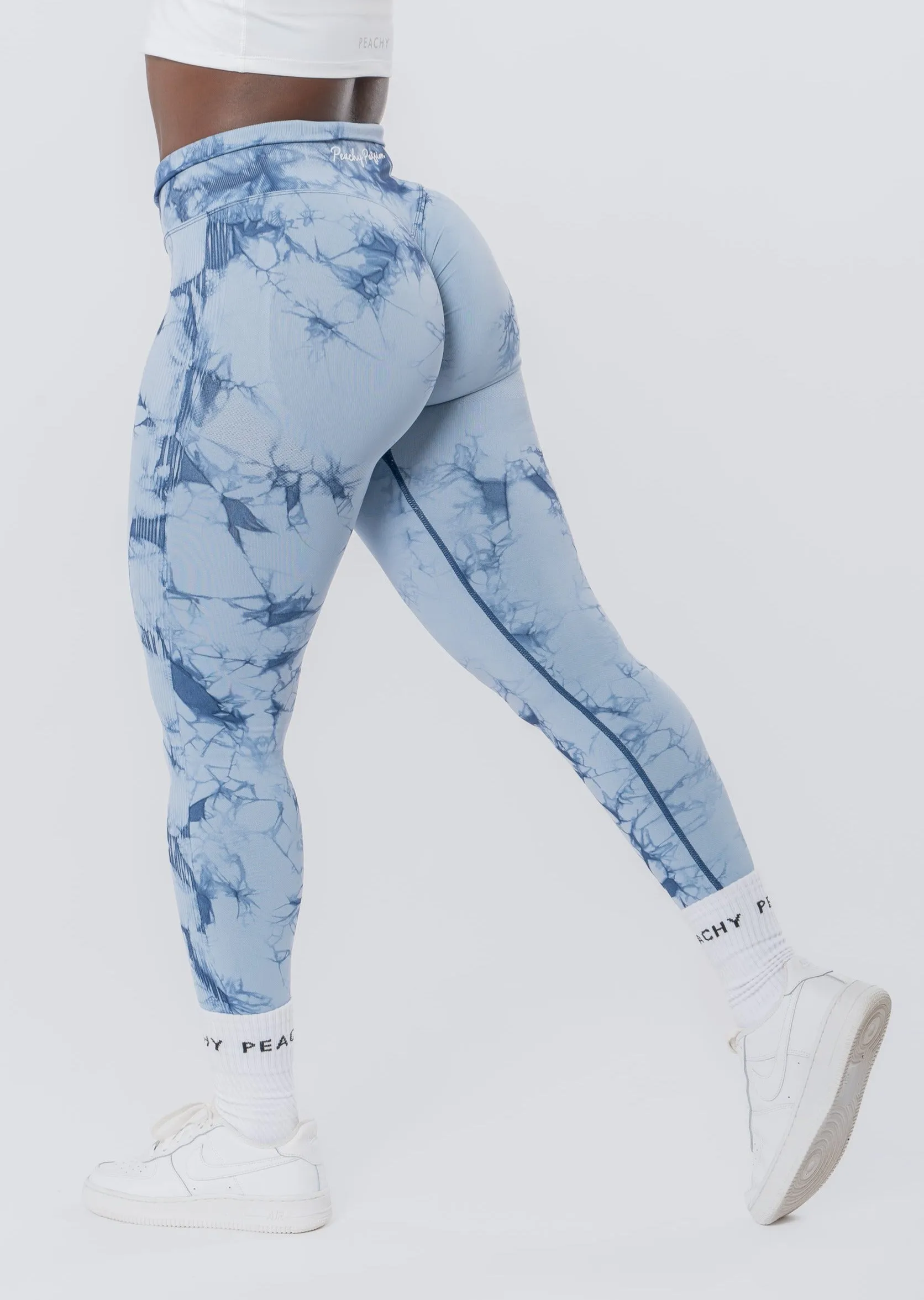 GALAXY Scrunch Leggings