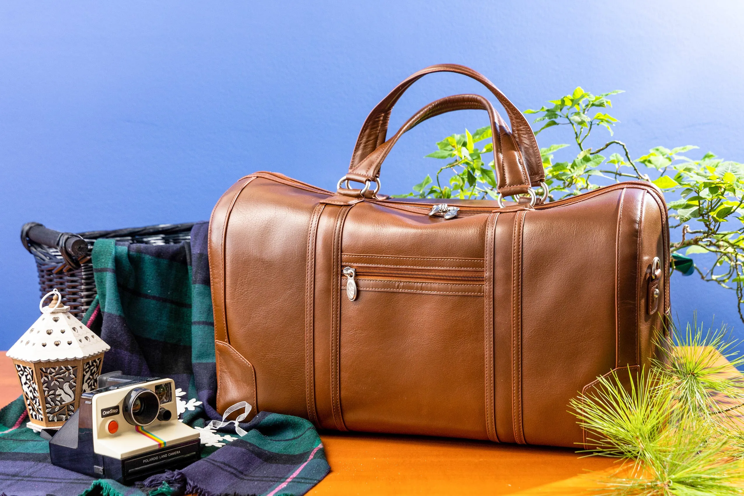 KINZIE |  20” Leather Carry-All Tablet Duffel