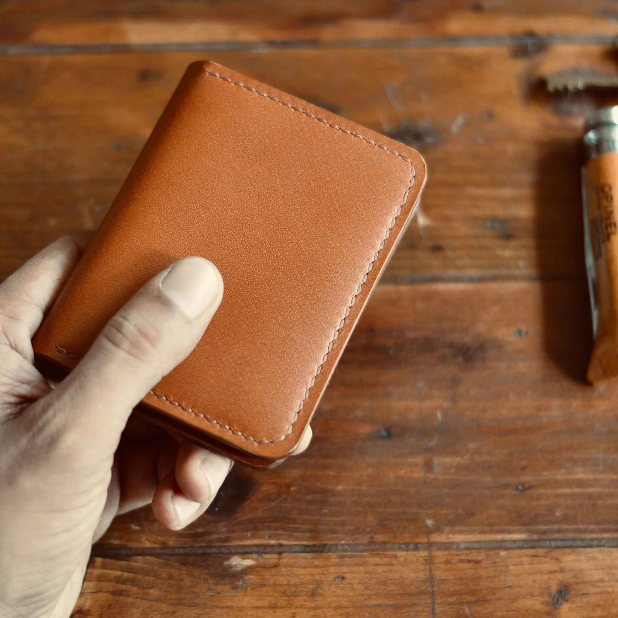 Minimal Bifold No. 2 - Chestnut