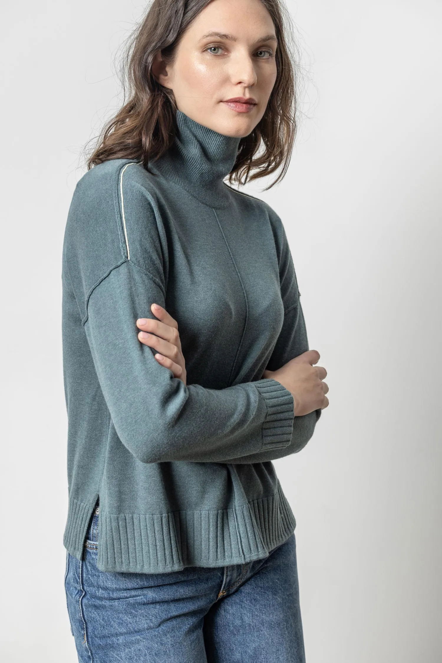 RELAXED TURTLENECK SWEATER PA2683