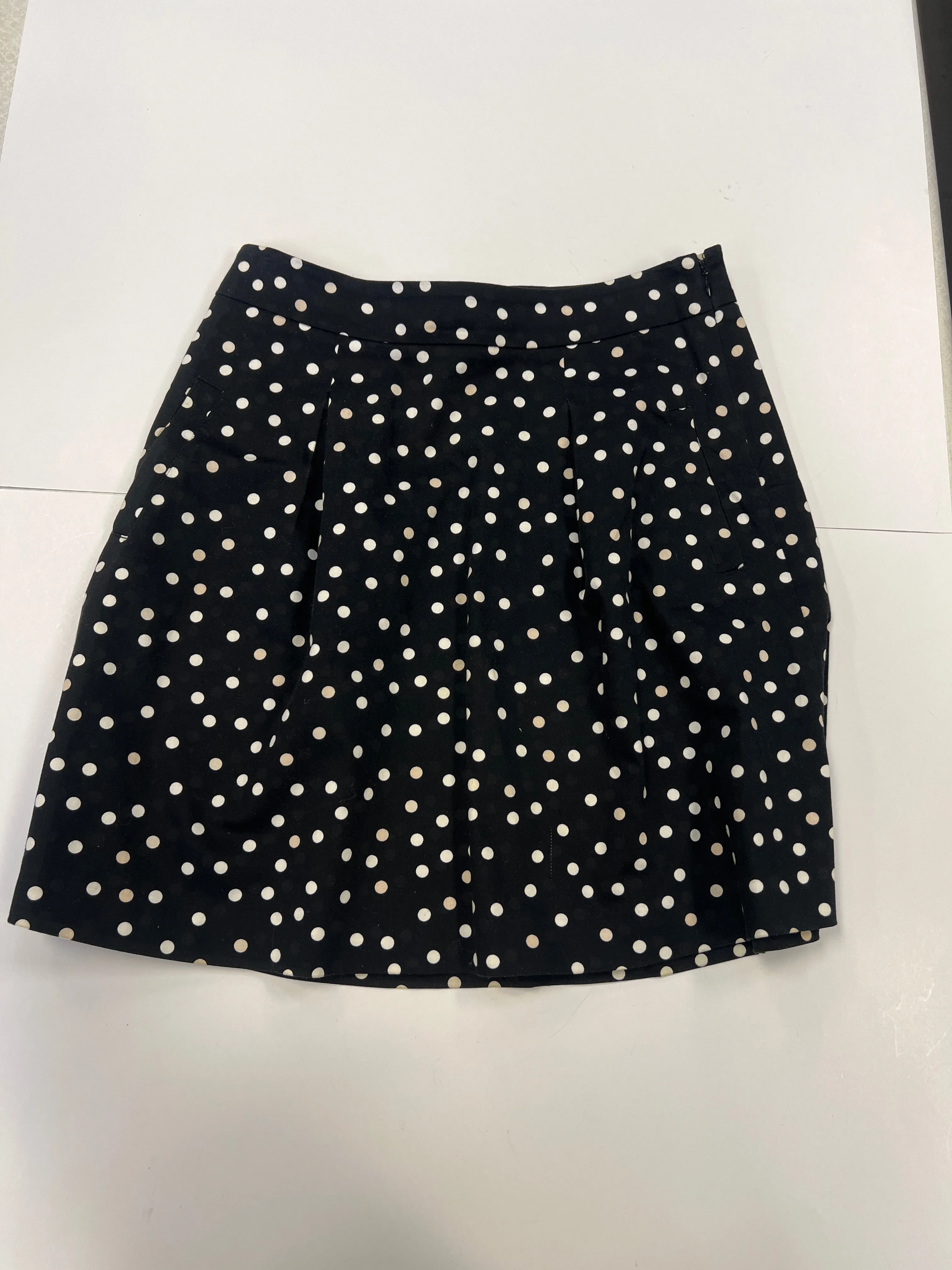 Skirt Midi By White House Black Market  Size: 2