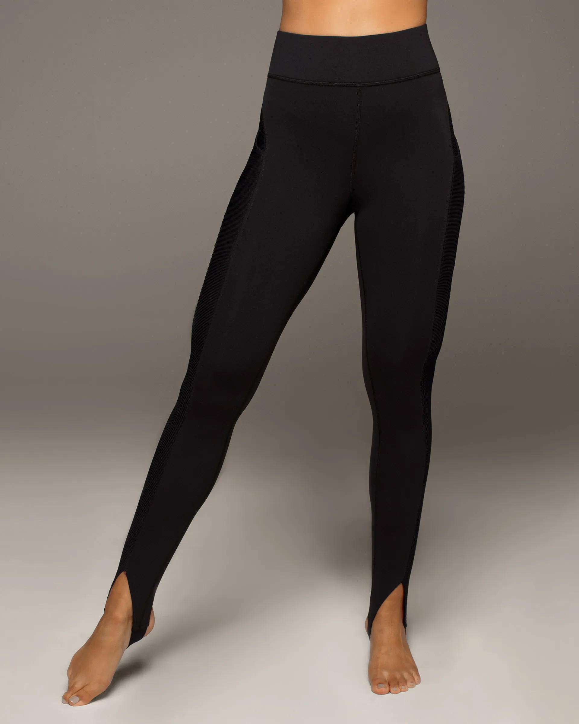 Uproar Era Pocket Legging