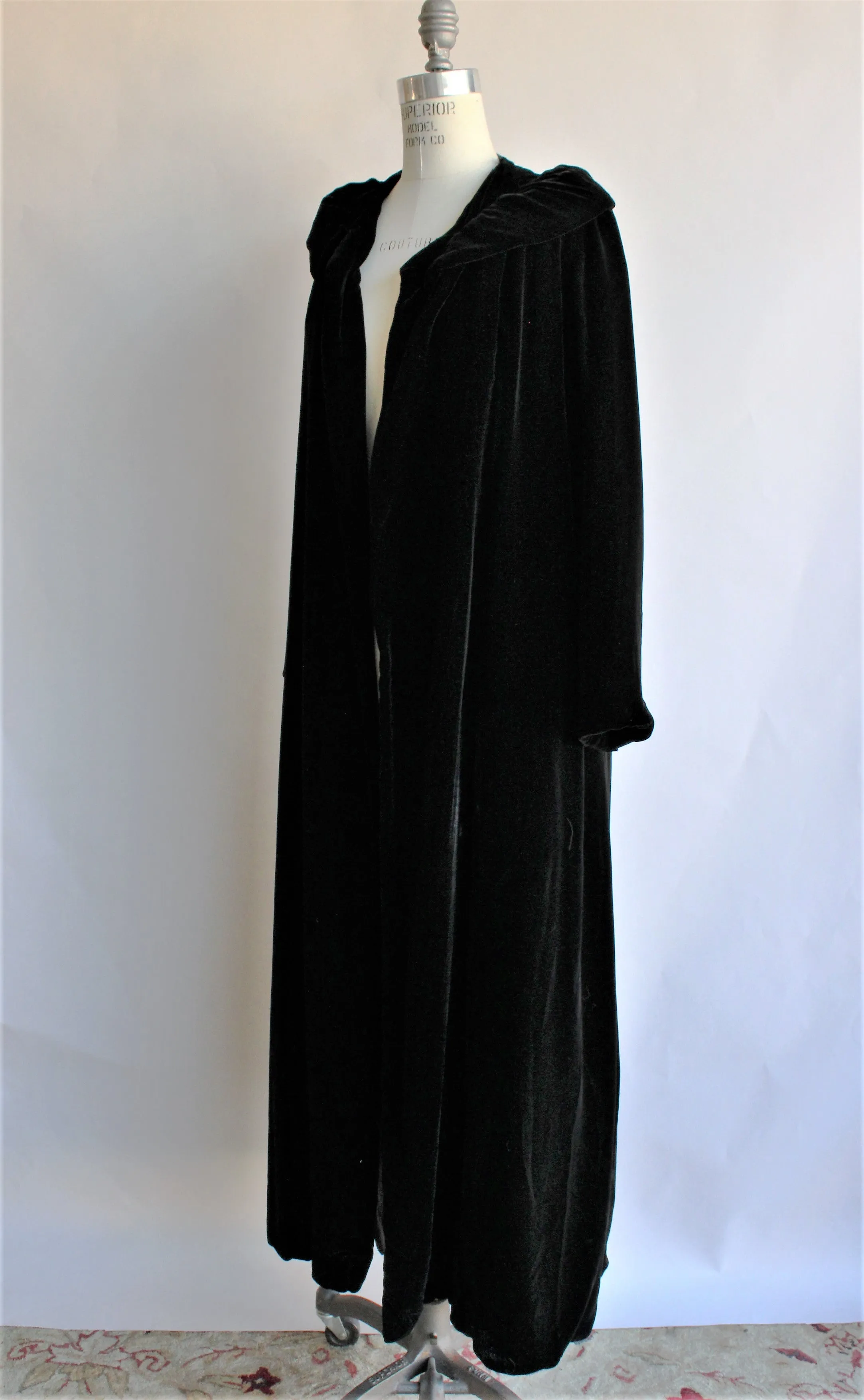 Vintage 1940s 1950s Black Velvet Opera Coat, Bergdorf Goodman New York