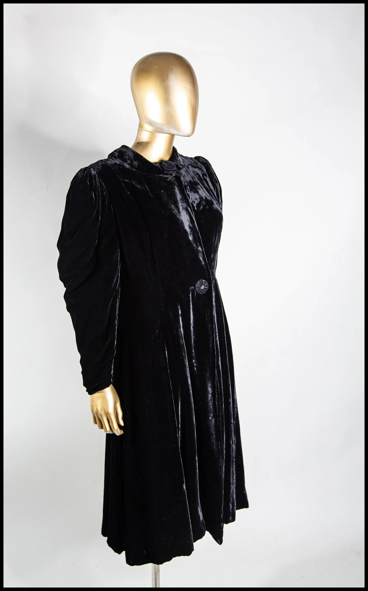 Vintage 1940s Black Silk Velvet Dress Coat